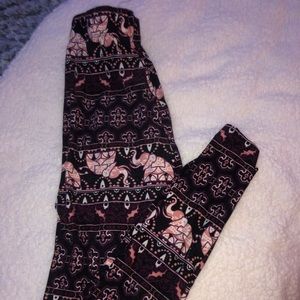 Rue21 SUPER soft leggings